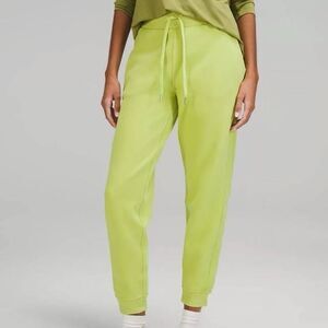 Lululemon Scuba joggers sweatpants Wasabi lime green size 6 FLAWED